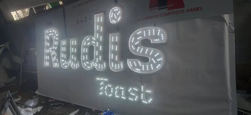 Световая вывеска для ресторана