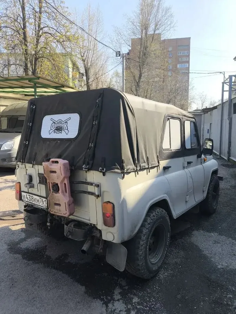 Как мы сделали перфопленку для УАЗа: индивидуальный стиль и полный обзор изнутри